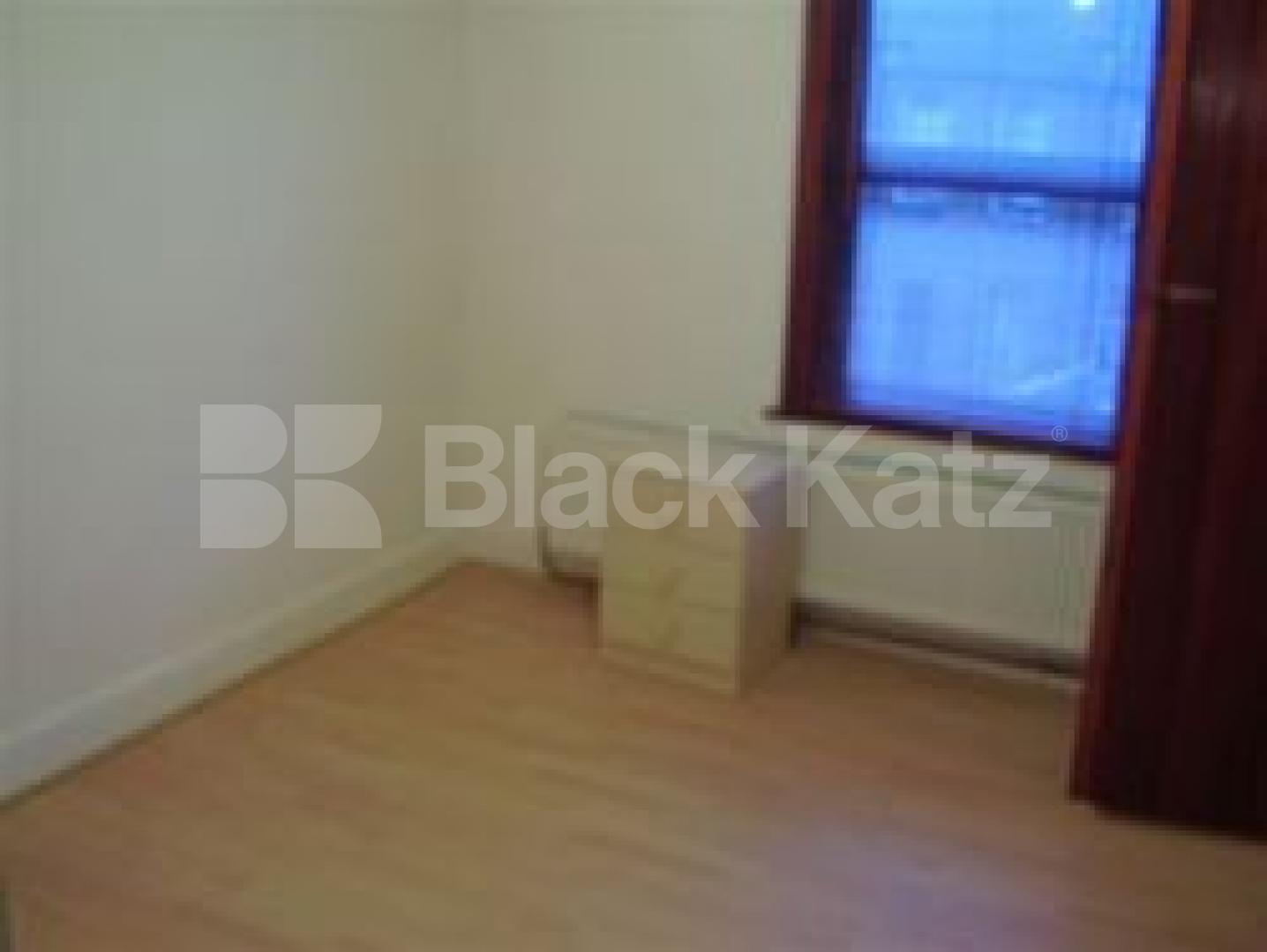 			3 Bedroom, 1 bath, 1 reception Flat			 Old Hill Street, STOKE NEWINGTON N16